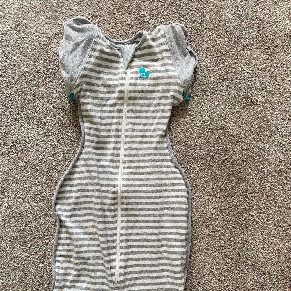Love to Dream Transitional Swaddle swaddleup Medium